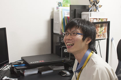 写真:普段の生活を語る社員
